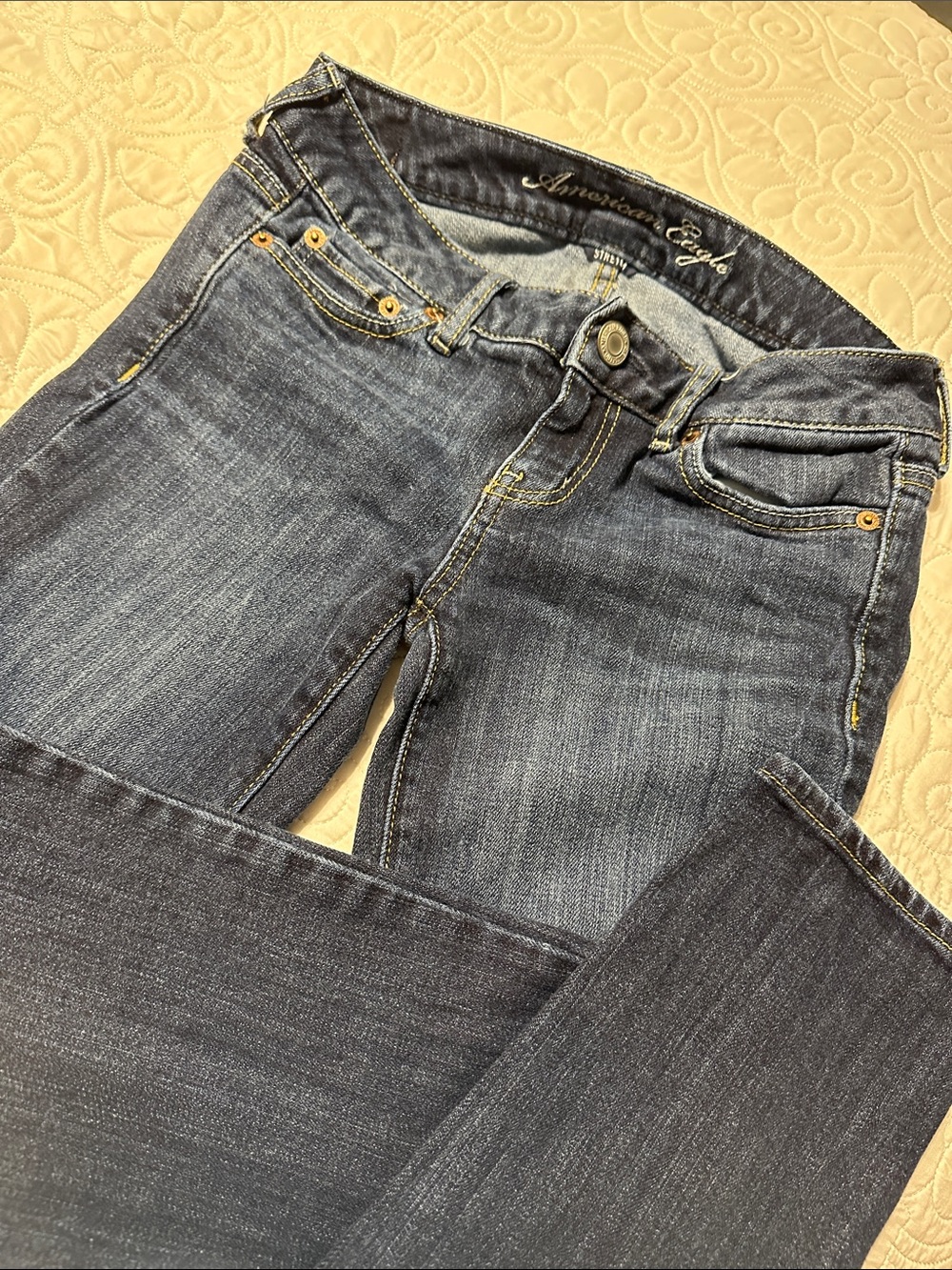 American Eagle Outfitters Women’s Dark Blue Skinny Jeans